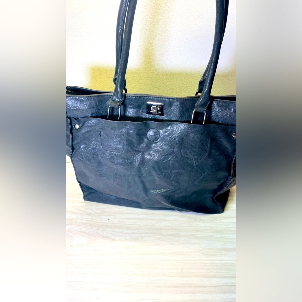 Naturalizer Women’s Travel Tote Bag Color Black